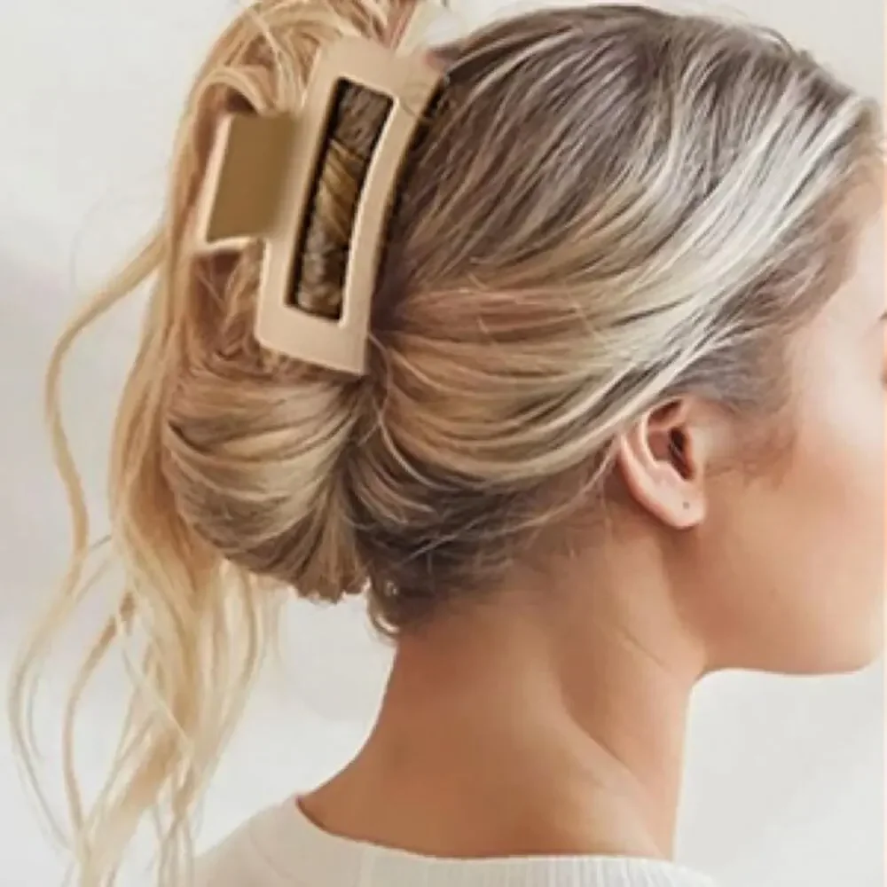 NEW ANTHROPOLOGIE Jumbo XL Rectangular Open Matte Plastic Hair Claw Clip Brown